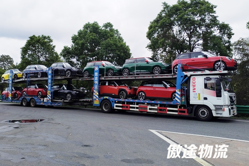 中置轴轿运车装车展示6